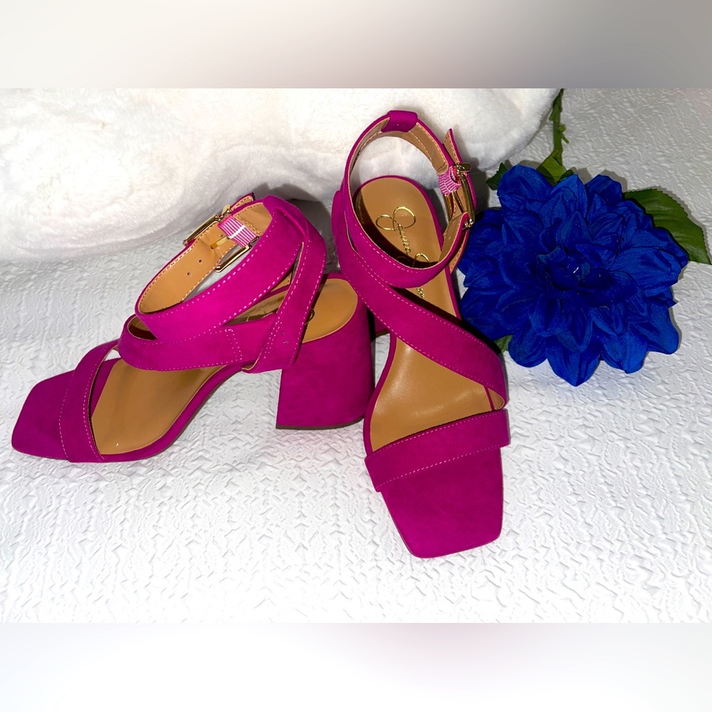Sandals Jessica Simpson, bran new .